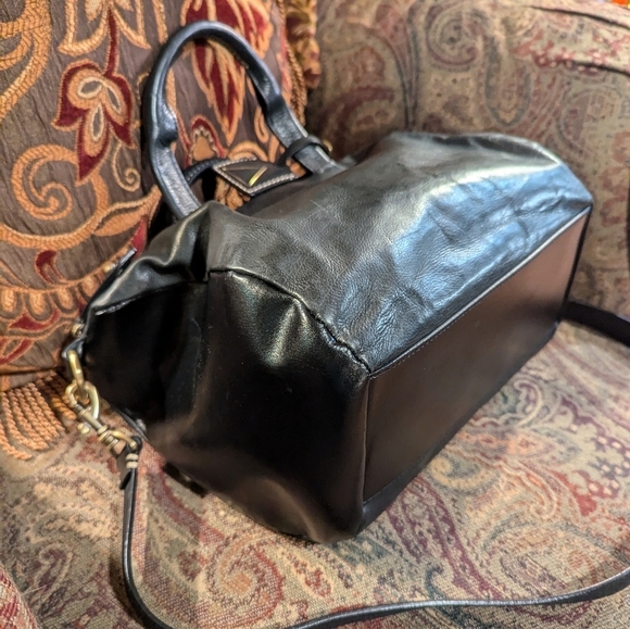 Kelsi Dagger Brooklyn Wyeth Satchel Crossbody - Picture 7 of 16